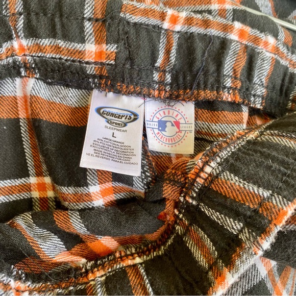 Like New San Francisco Giants Flannel PJ Lounge Pants & Gently Used Giants Mug - Picture 7 of 12